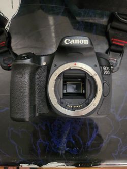 Canon EOS 70D 