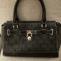 Handbag Dark brown 