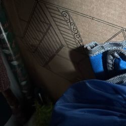 Queen Canopy bed Frame 