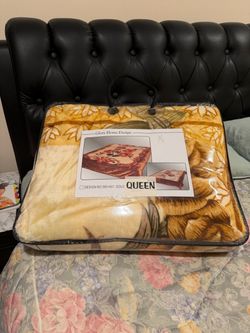 Glory Home Design Queen Blanket Gold