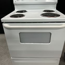 White Coil Top Stove