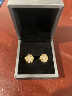 magnetic earings 18k plated