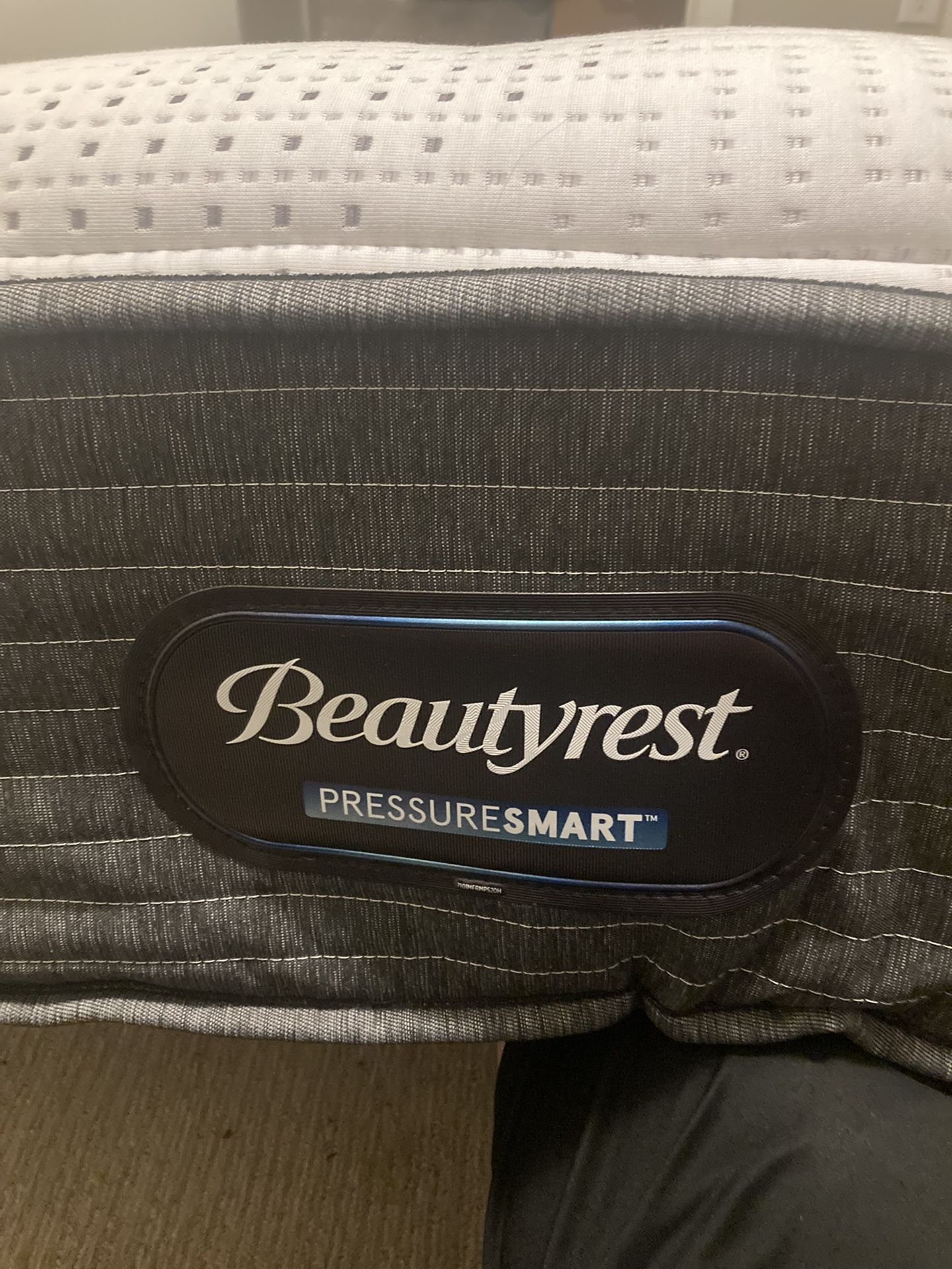 Beauty Rest Pressure Smart Queen 