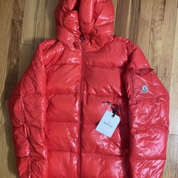 Moncler Jacket (M,L,XL,2X)