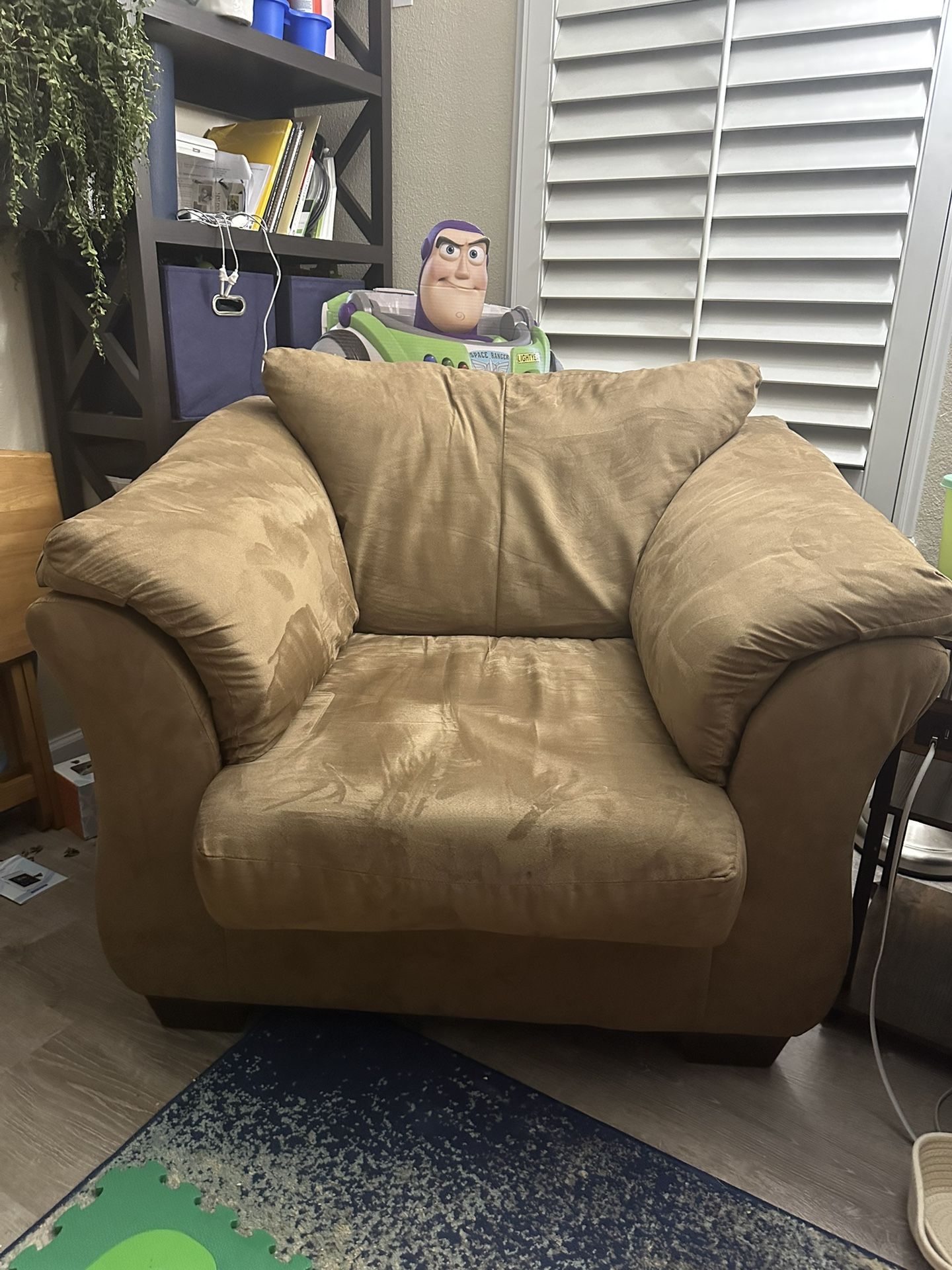 Oversized—Arm Chair