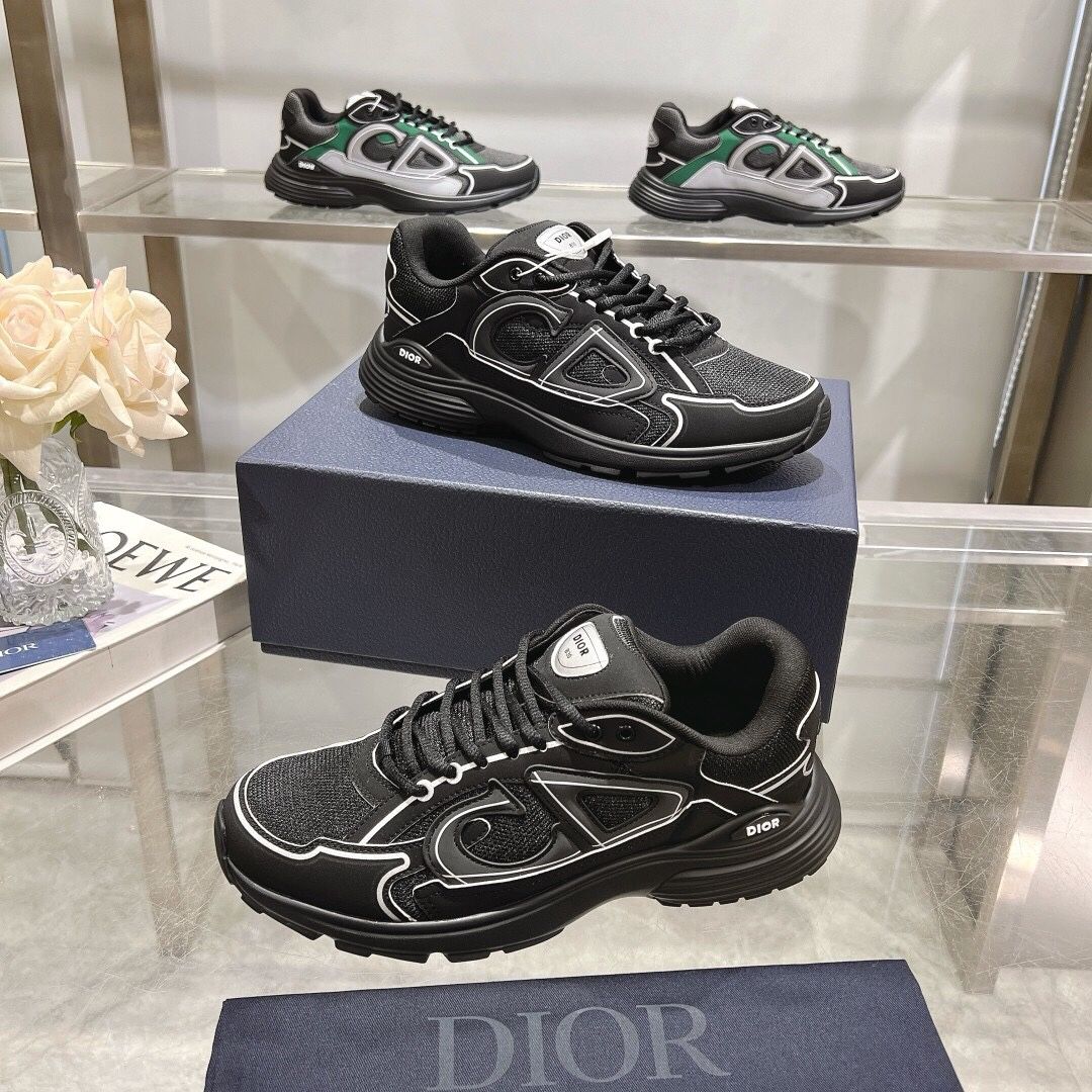 Dior CD Men’s Sneaker With Box New