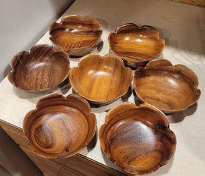 Monkey Pod Flower Bowl Set