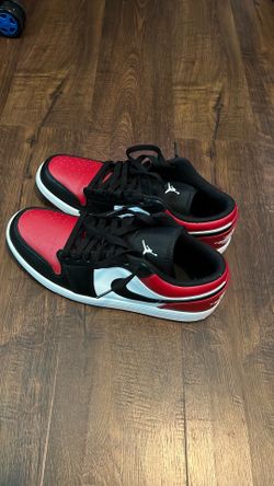 Jordan 1 Low Bred Toe-Size: US M 11