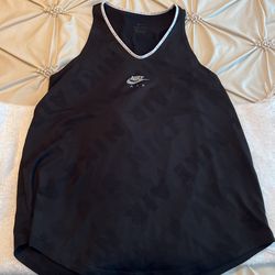 Women’s Gym Top