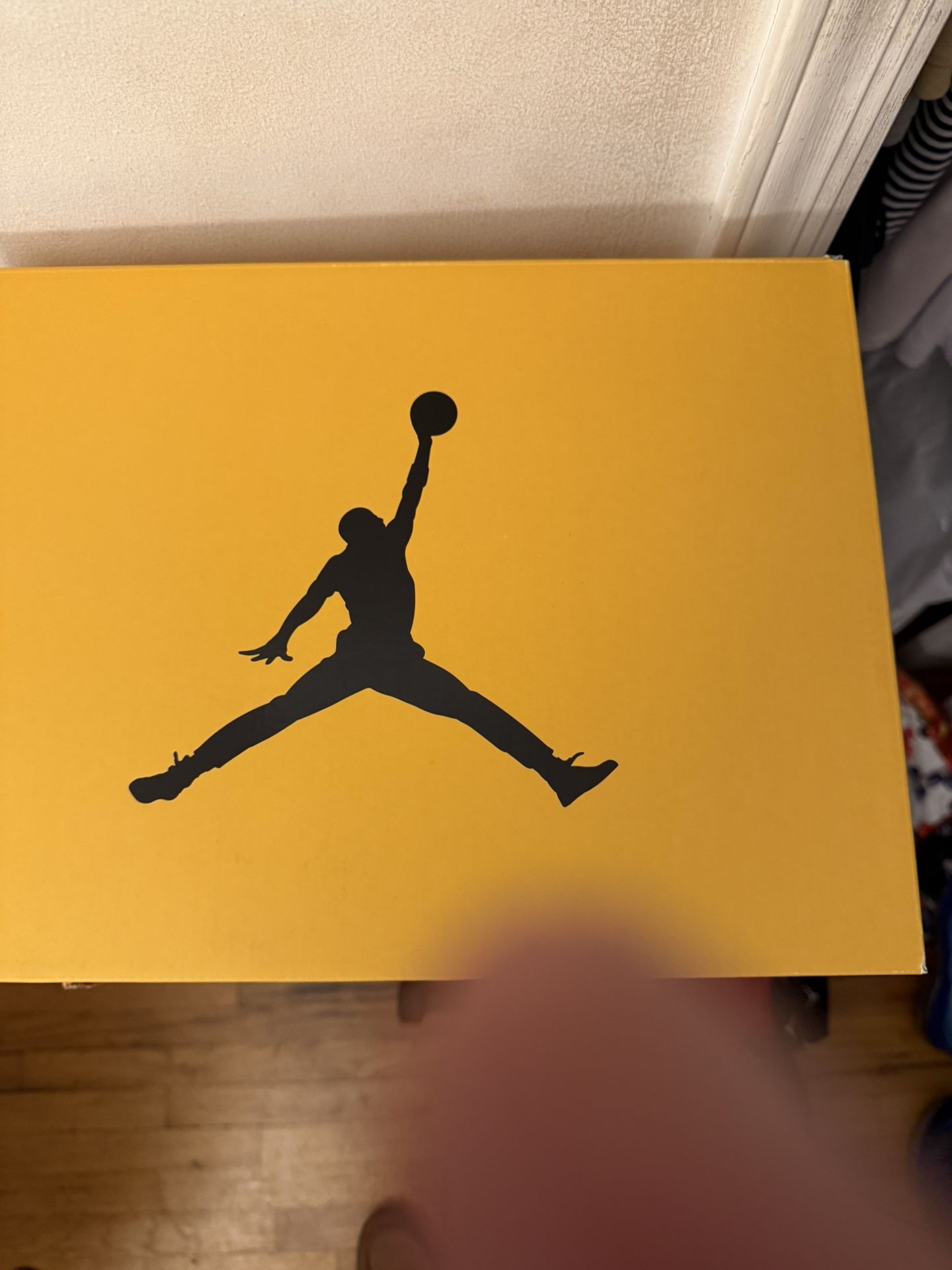 Retro 6. Size 12