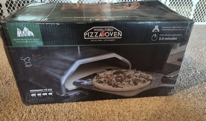 Green Mountain Grill Pizza Oven attachment for GMG Daniel Boone, Peak, Ledge