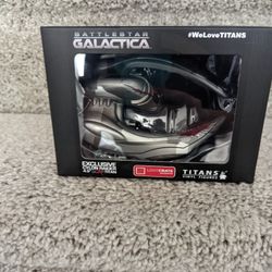Battlestar Galactica Titans Vinyl Figures Exclusive Cylon Raider 4.5" Scartitan