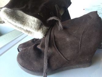 Brown Roxy boots