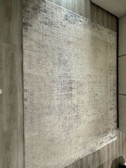 Rug 8 x 11
