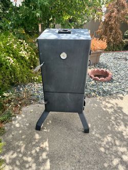 Masterbuilt (contact info removed)2 Vertical Charcoal Smoker