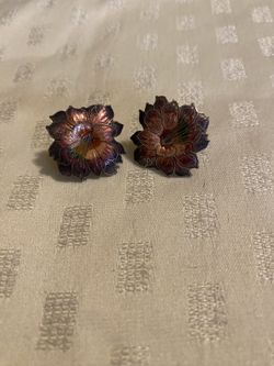 Vintage Cloisonné Hibiscus Flower Pierced Earrings 