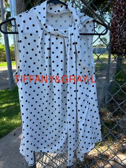 Women’s Blousse- Various-each Pic Labeled