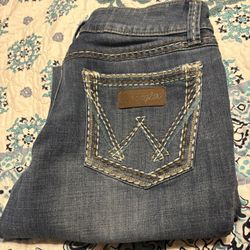 Women wrangler Jeans 