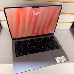 MacBook Pro M1 Pro 1TB 16ram 14”