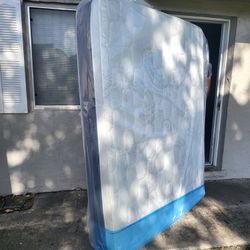 NEW FULL PILLOW TOP MATTRESS AND BOX SPRING -- Also Available In All Sizes.