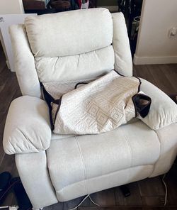 Powered Reclinar Chair pre-owned $250