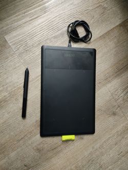 Wacom Bamboo Connect Pen Tablet (Model: CTL-470) For Sale