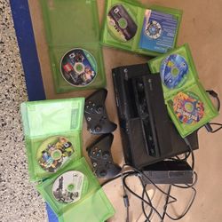 🔥🔥Xbox One With 6 Games,not Sure If The Console Works ,games In Great Shape,(BEST OFFER TAKE IT HOME)🔥🔥