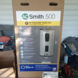 A. O Smith 40 Gallon Smart 5500 Watts Tall Water Heater Tank 