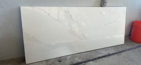 Calcuta Rain Quartz Remnant 65” x 26”