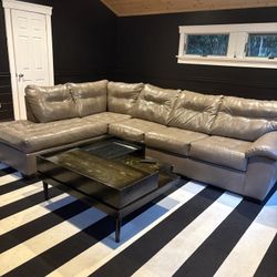 Sectional Couch 