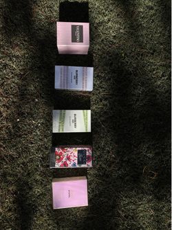 Woman perfumes