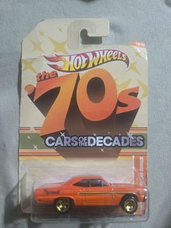 Hot Wheels Cars of the Decades '70s Plymouth Road Runner