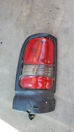 Dodge light left side