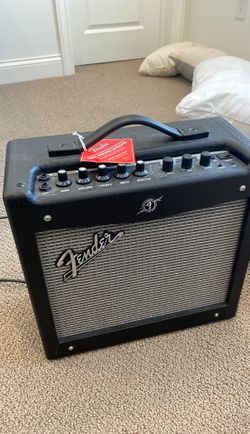 FENDER Amplifier