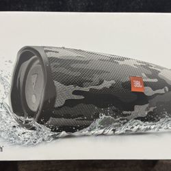 JBL Charge 4 Bluetooth Speaker - Black Camo