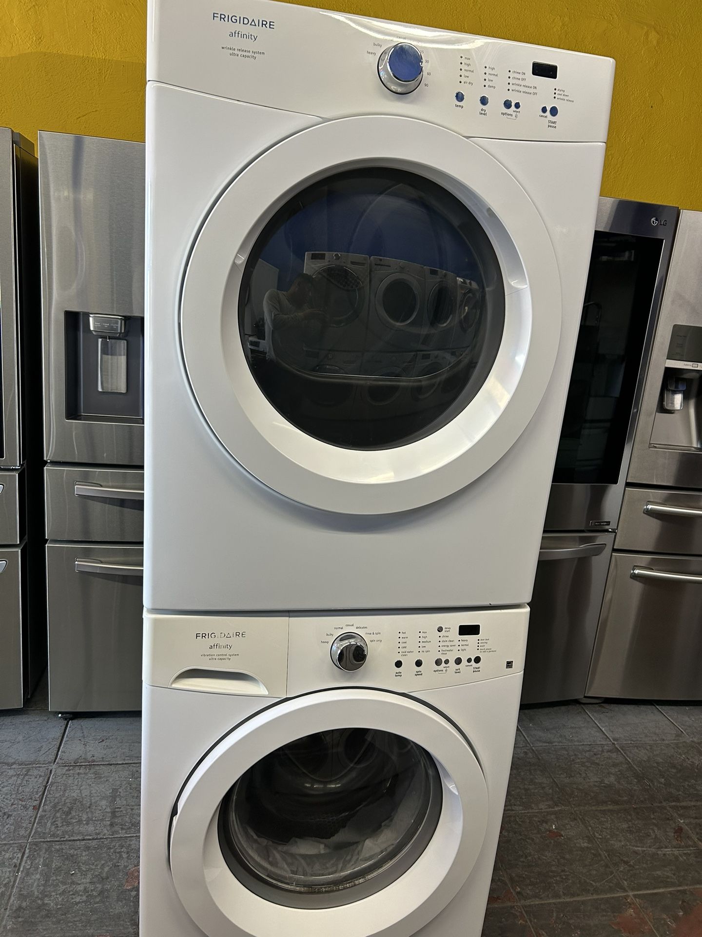 Washer And Dryer Frigifaire