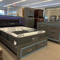 $55 Down Finance Bedroom Set Queen or King Bed Dresser Nightstand Chest Reclining Sofa Loveseat Living Room Set Dining Table Free Delivery Free Matres