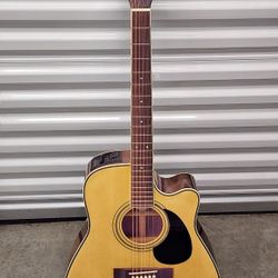 Takamine EG-334C Electro-Acoustic Guitar, with Hardshell Case