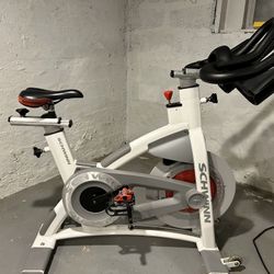 Schwinn AC Performance Plus Indoor Cycle