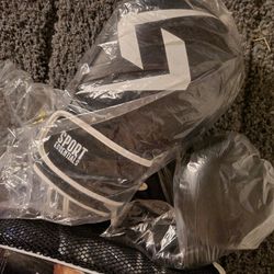 14oz Boxing Gloves 2 Pair New