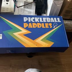 Pickleball (2) Paddle & (4) balls Set-Black-NEW