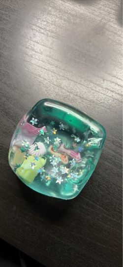 Ocean squishy cube toy
