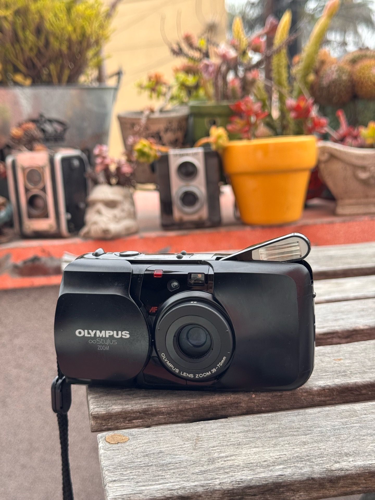 Vintage Olympus stylus Zoom 70 - 35mm film camera
