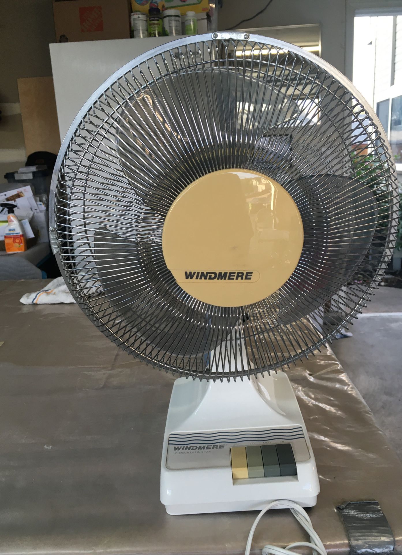 Windmere fan 12” $10