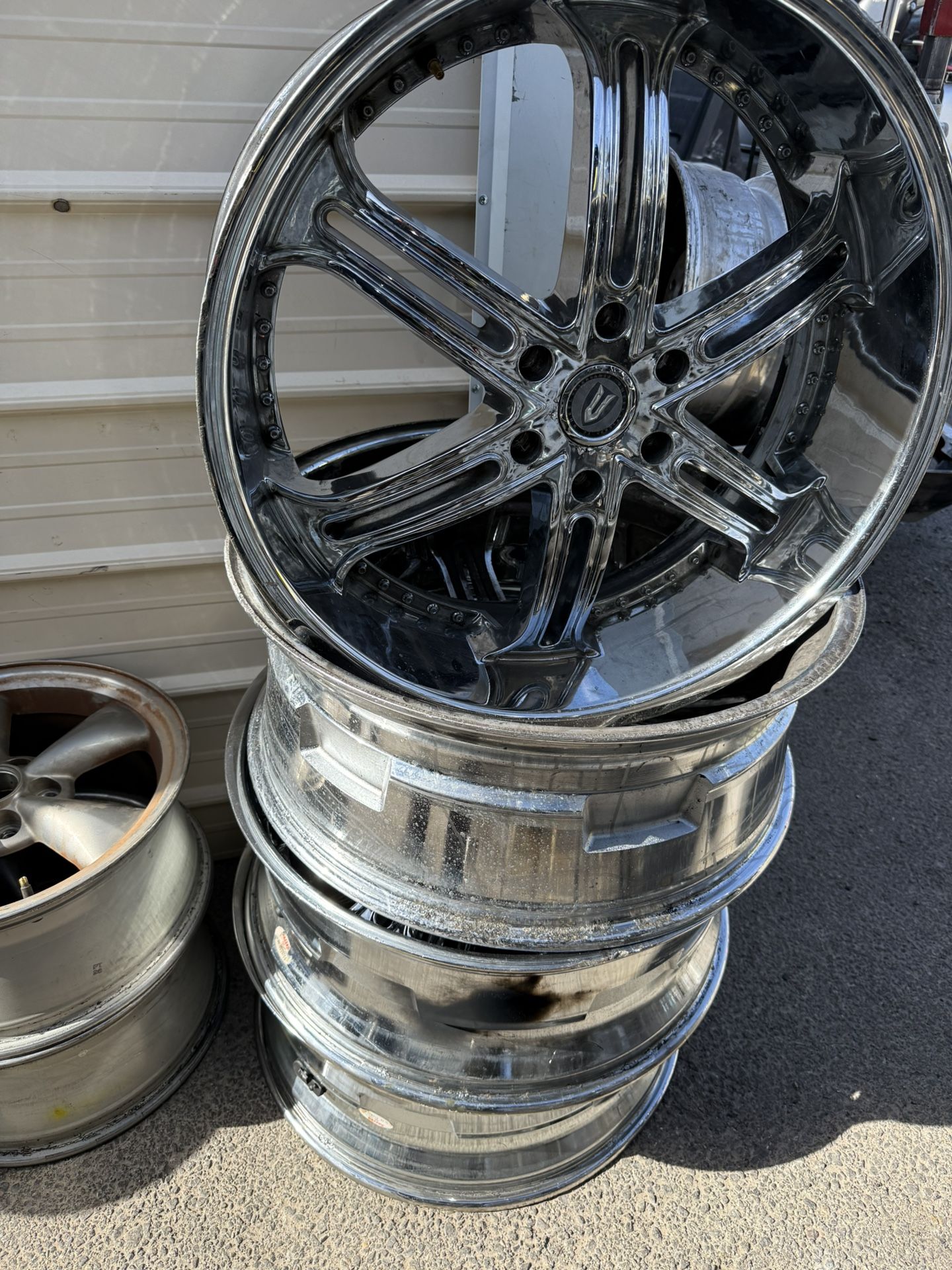 22 Inch 6 Lug Rims