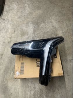 2021-24 Cadillac CT4 Left Headlight Assy