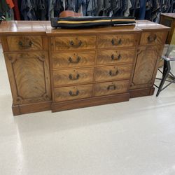Mid century dresser Dest