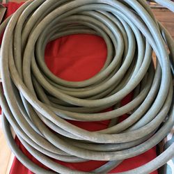Garden Hose (100 Feet) Good Condition 
