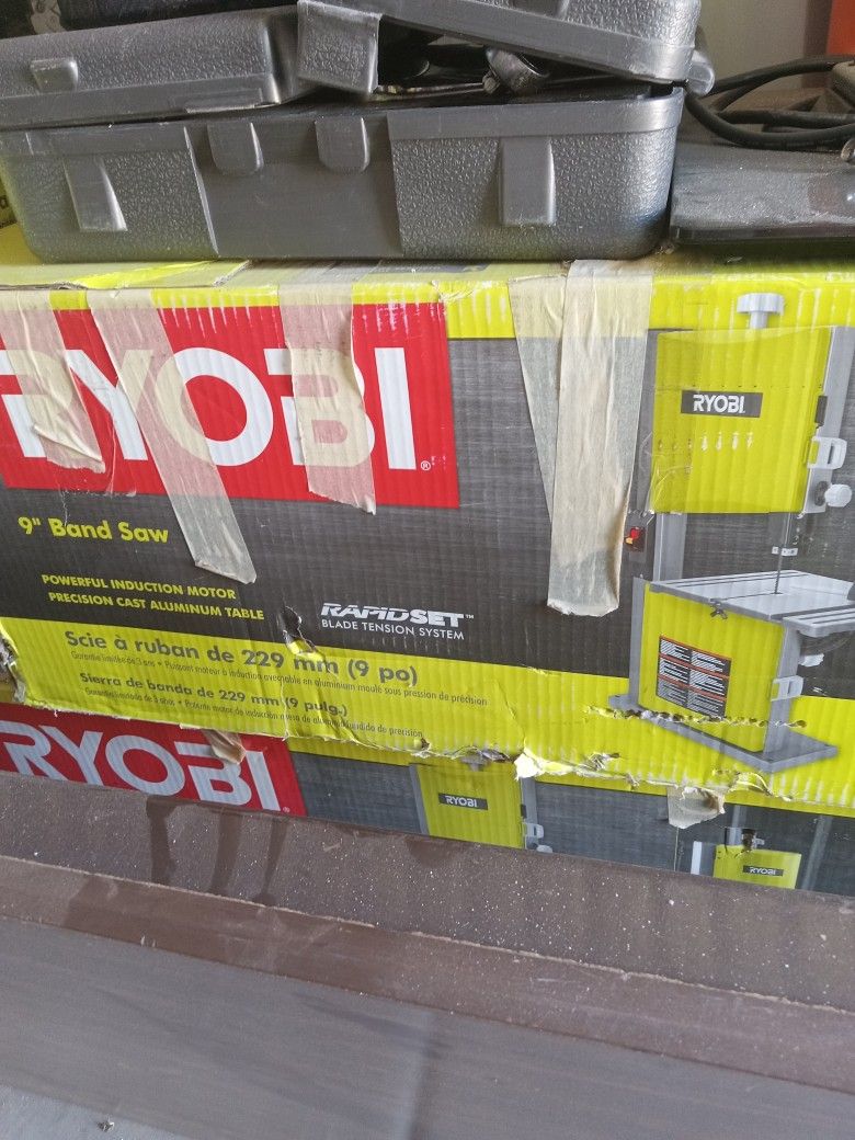 9in Band Saw