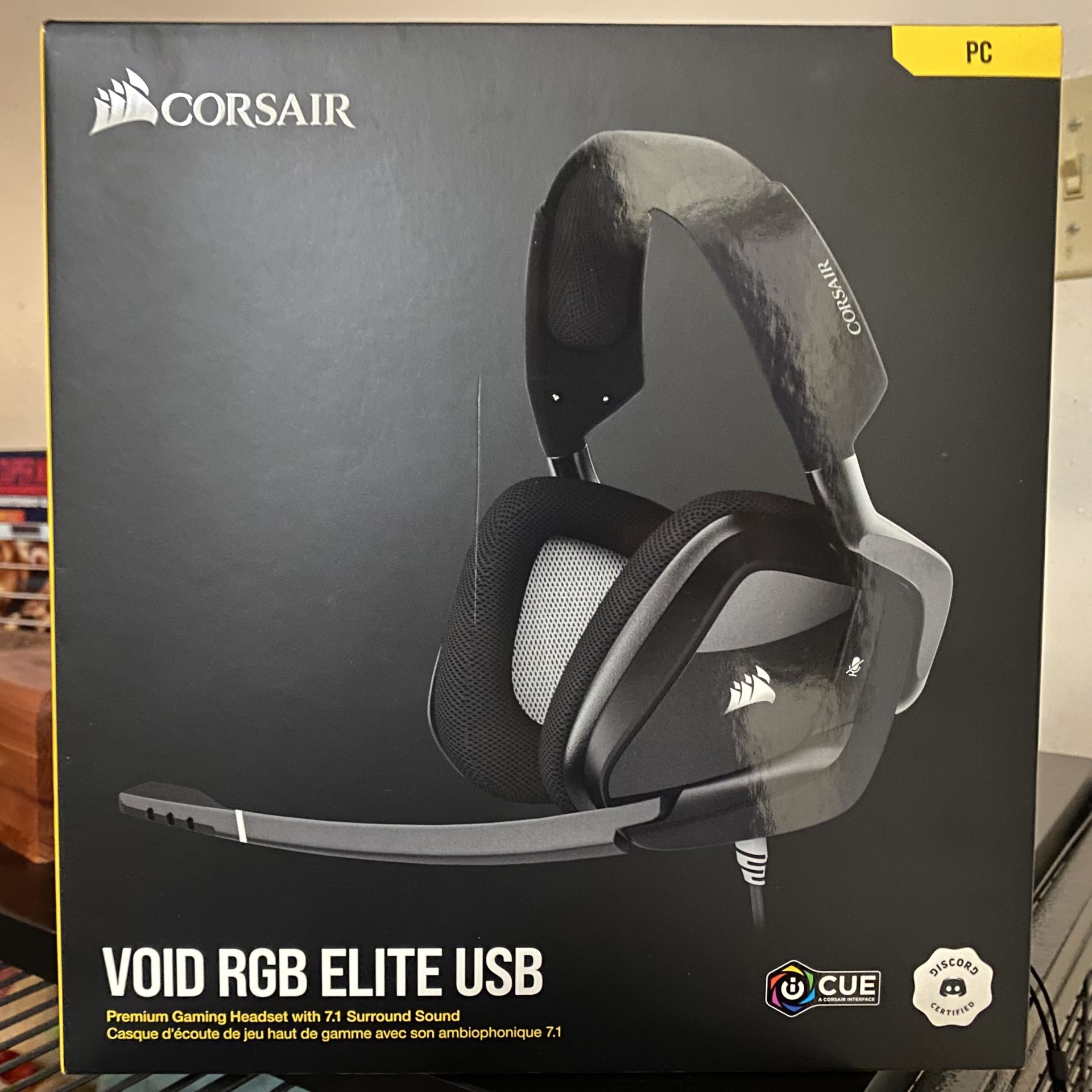 Corsair Gaming Headphones - VOID RGB ELITE PRO